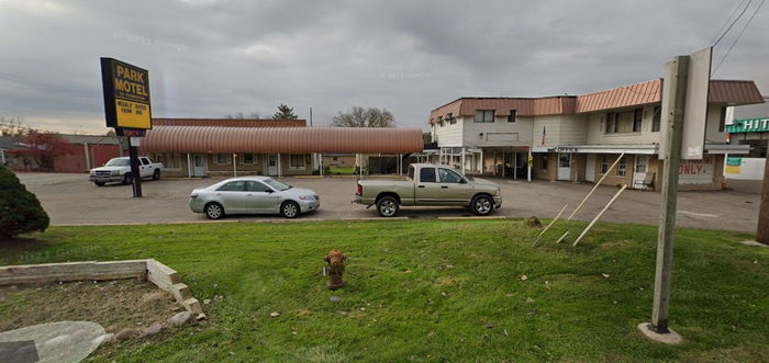 Park Motel (Rainbow Park Motel) - Street View (newer photo)